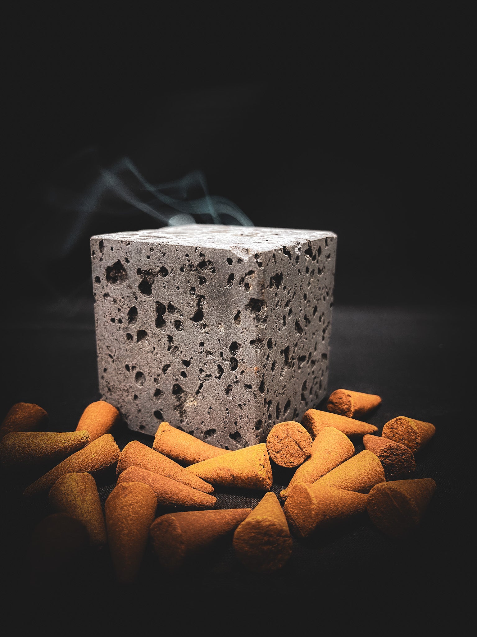 Midnight sun - Incense - Hrauney