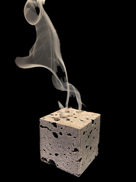 Hrauney lava cube - Hrauney